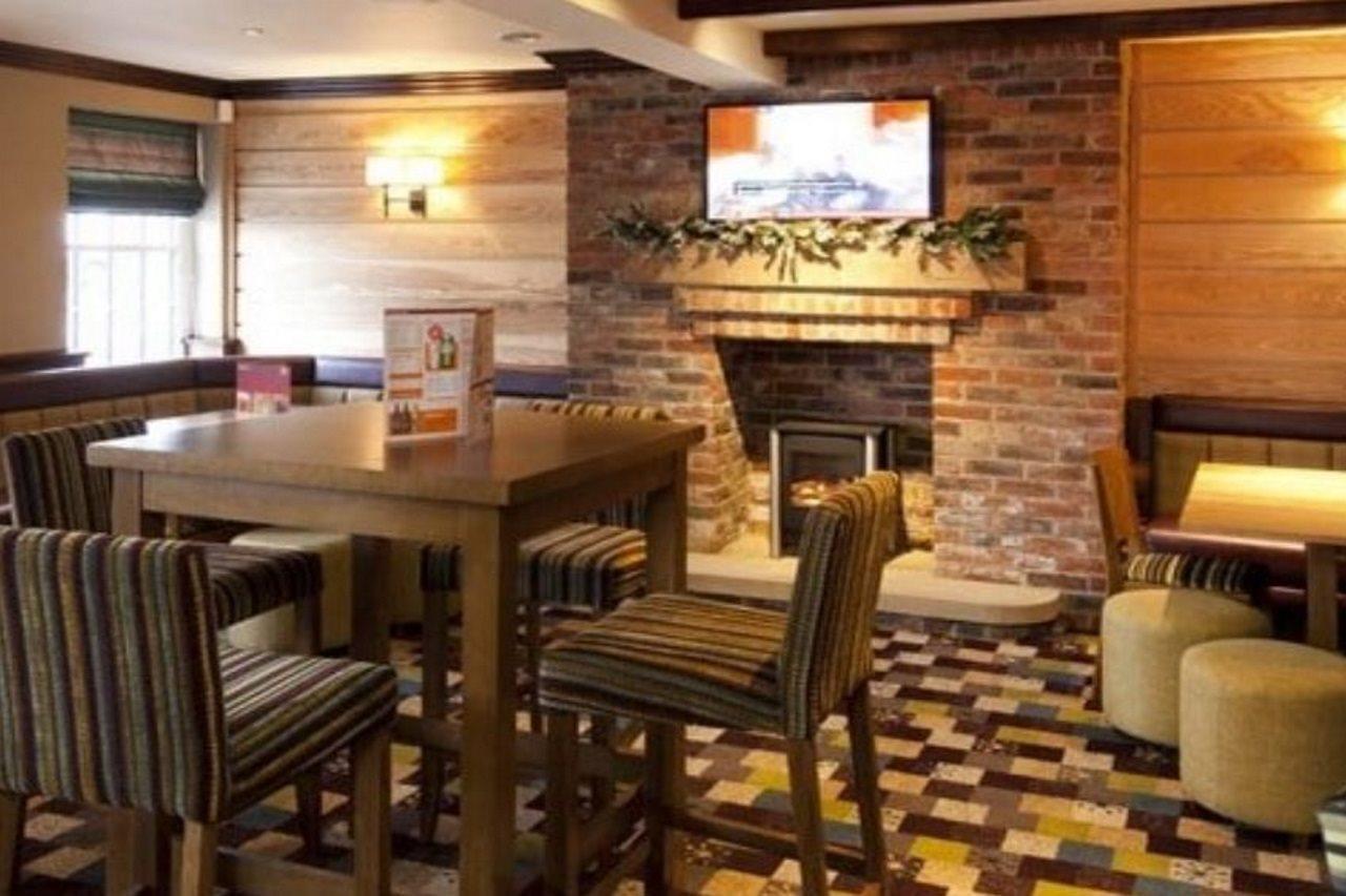 Chester Central Ngoại thất bức ảnh